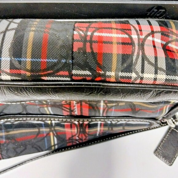 COACH #15477 Small Tartan Penny Flap Bag, Signature Plaid Fabric Patent Leather - Picture 6 of 7